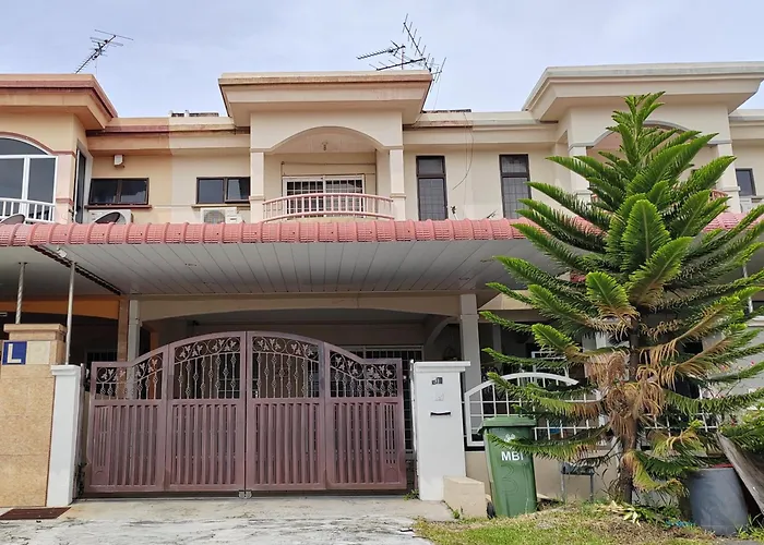 Ipoh Warm Home Station 18